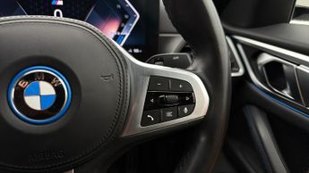 BMW i4 EDRIVE40 M SPORT
