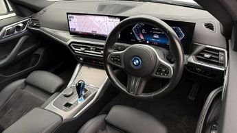 BMW i4 EDRIVE40 M SPORT