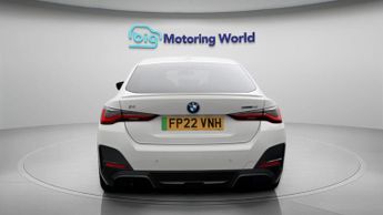 BMW i4 EDRIVE40 M SPORT