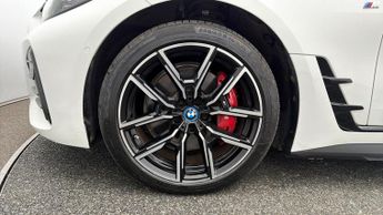 BMW i4 EDRIVE40 M SPORT