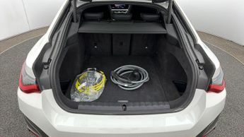 BMW i4 EDRIVE40 M SPORT