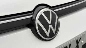 Volkswagen Golf LIFE ETSI DSG