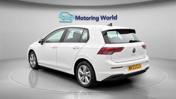 Volkswagen Golf LIFE ETSI DSG