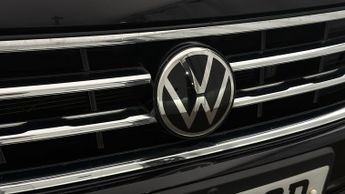 Volkswagen Tiguan R-LINE TSI DSG