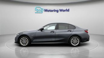 BMW 3 Series 330E SE PRO