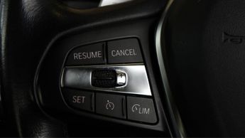 BMW 3 Series 330E SE PRO