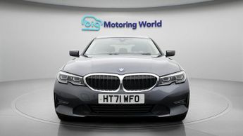 BMW 3 Series 330E SE PRO