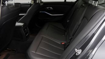 BMW 3 Series 330E SE PRO