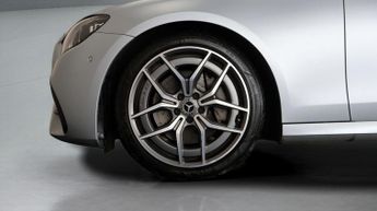 Mercedes-Benz E Class E 220 D AMG LINE PREMIUM