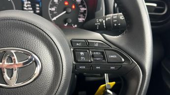 Toyota Yaris ICON