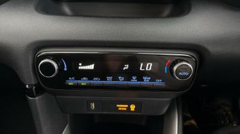 Toyota Yaris ICON