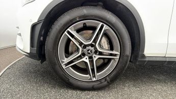 Mercedes-Benz GLC GLC 220 D 4MATIC AMG LINE