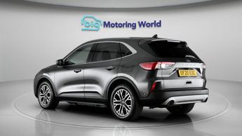 Ford Kuga TITANIUM FIRST EDITION