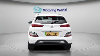 Hyundai KONA PREMIUM