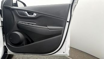 Hyundai KONA PREMIUM