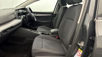 Volkswagen Golf LIFE TDI DSG