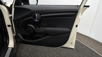 MINI Hatch COOPER CLASSIC