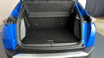 Peugeot E-2008 GT PREMIUM