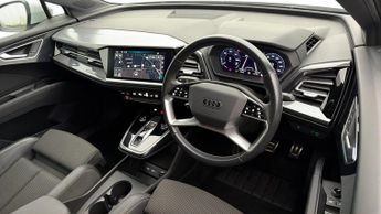 Audi Q4 e-tron S LINE