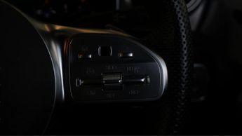 Mercedes-Benz CLA CLA 200 AMG LINE PREMIUM