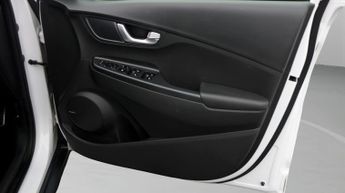 Hyundai KONA PREMIUM