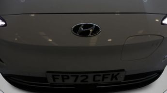 Hyundai KONA PREMIUM