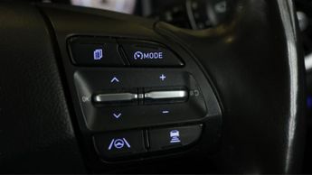 Hyundai KONA PREMIUM