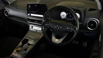 Hyundai KONA PREMIUM