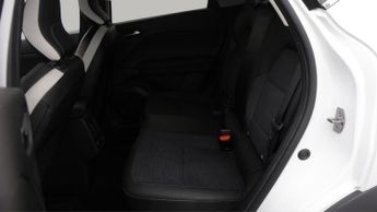 Renault Captur TECHNO E-TECH