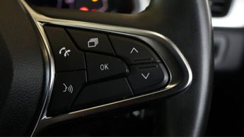 Renault Captur TECHNO E-TECH