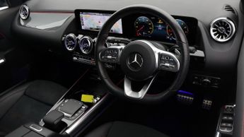 Mercedes-Benz GLA GLA 180 AMG LINE PREMIUM PLUS