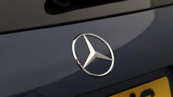 Mercedes-Benz GLA GLA 180 AMG LINE PREMIUM PLUS