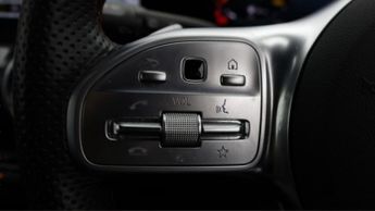 Mercedes-Benz GLA GLA 180 AMG LINE PREMIUM PLUS