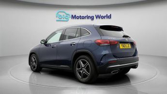 Mercedes-Benz GLA GLA 180 AMG LINE PREMIUM PLUS