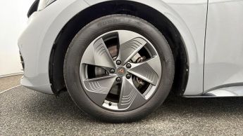 CUPRA Born V1