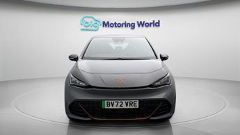 CUPRA Born V1