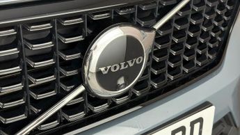 Volvo XC40 RECHARGE T4 PLUS