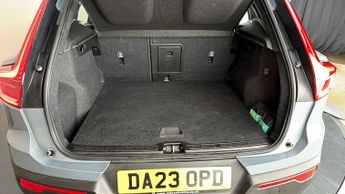 Volvo XC40 RECHARGE T4 PLUS