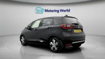 Honda Jazz I-MMD EX