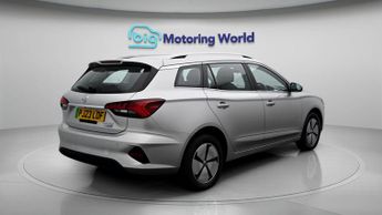 MG MG5 SE