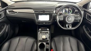MG MG5 EXCLUSIVE