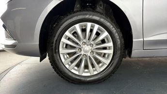 MG MG5 EXCLUSIVE