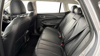 MG MG5 EXCLUSIVE