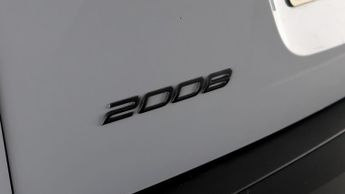 Peugeot 2008 PURETECH EAT8 S/S ALLURE