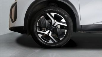 Peugeot 2008 PURETECH EAT8 S/S ALLURE