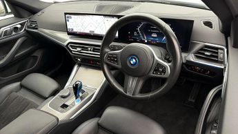 BMW i4 EDRIVE40 M SPORT