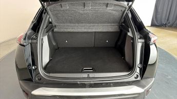 Peugeot E-2008 ALLURE PREMIUM