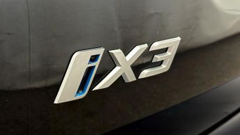 BMW iX3 M SPORT PRO