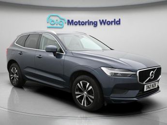 Volvo XC60 B4 MOMENTUM AWD