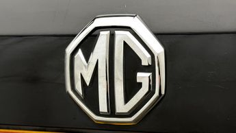 MG MG HS EXCLUSIVE DCT